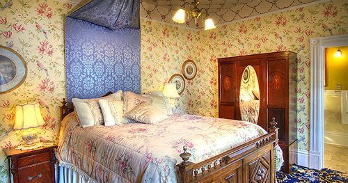 Gingerbread Mansion 4* Ferndale