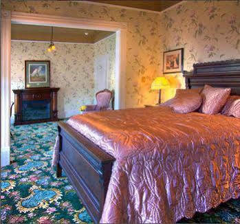 Bed & Breakfast Gingerbread Mansion Ferndale