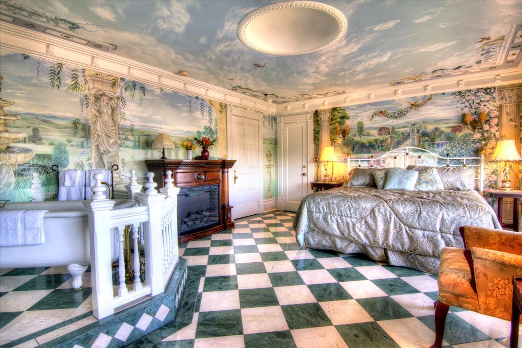 Bed & Breakfast Gingerbread Mansion Ferndale
